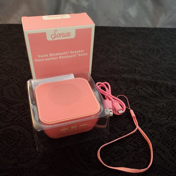 NIB sonix bluetooth speaker in pink